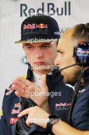 Max Verstappen (NLD) Red Bull Racing with Gianpiero Lambiase (ITA) Red Bull Racing Engineer. 09.07.2016. Formula 1 World Championship, Rd 10, British Grand Prix, Silverstone, England, Qualifying Day.