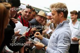 Nico Rosberg (GER) Mercedes AMG F1 signs autographs for the fans. 07.07.2016. Formula 1 World Championship, Rd 10, British Grand Prix, Silverstone, England, Preparation Day.