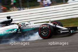 Lewis Hamilton (GBR) Mercedes AMG F1 W07 Hybrid locks up under braking. 29.07.2016. Formula 1 World Championship, Rd 12, German Grand Prix, Hockenheim, Germany, Practice Day.