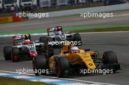 Kevin Magnussen (DEN) Renault Sport F1 Team RS16. 31.07.2016. Formula 1 World Championship, Rd 12, German Grand Prix, Hockenheim, Germany, Race Day.