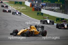 Kevin Magnussen (DEN) Renault Sport F1 Team RS16. 31.07.2016. Formula 1 World Championship, Rd 12, German Grand Prix, Hockenheim, Germany, Race Day.