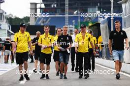 Kevin Magnussen (DEN) Renault Sport F1 Team walks the circuit with the team. 28.07.2016. Formula 1 World Championship, Rd 12, German Grand Prix, Hockenheim, Germany, Preparation Day.