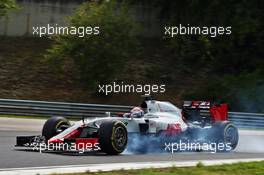 Romain Grosjean (FRA) Haas F1 Team VF-16 locks up under braking. 22.07.2016. Formula 1 World Championship, Rd 11, Hungarian Grand Prix, Budapest, Hungary, Practice Day.
