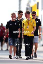 Kevin Magnussen (DEN), Renault Sport F1 Team and Alan Permane (GBR), Renault Sport F1 Team  22.07.2016. Formula 1 World Championship, Rd 11, Hungarian Grand Prix, Budapest, Hungary, Practice Day.