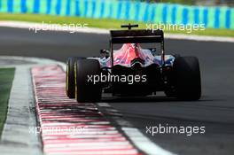 Carlos Sainz Jr (ESP) Scuderia Toro Rosso STR11. 22.07.2016. Formula 1 World Championship, Rd 11, Hungarian Grand Prix, Budapest, Hungary, Practice Day.