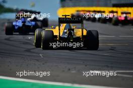 Kevin Magnussen (DEN) Renault Sport F1 Team RS16. 24.07.2016. Formula 1 World Championship, Rd 11, Hungarian Grand Prix, Budapest, Hungary, Race Day.