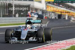 Lewis Hamilton (GBR) Mercedes AMG F1 W07 Hybrid. 24.07.2016. Formula 1 World Championship, Rd 11, Hungarian Grand Prix, Budapest, Hungary, Race Day.