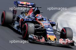 Daniil Kvyat (RUS), Scuderia Toro Rosso  23.07.2016. Formula 1 World Championship, Rd 11, Hungarian Grand Prix, Budapest, Hungary, Qualifying Day.