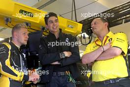 Kevin Magnussen (DEN), Renault Sport F1 Team, Esteban Ocon (FRA), Third Driver, Renault Sport F1 Team and Frederic Vasseur (FRA), Renault Sport F1 Team, Racing Director  23.07.2016. Formula 1 World Championship, Rd 11, Hungarian Grand Prix, Budapest, Hungary, Qualifying Day.