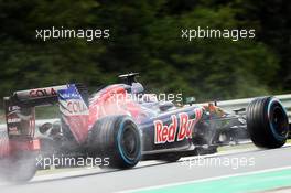 Daniil Kvyat (RUS) Scuderia Toro Rosso STR11. 23.07.2016. Formula 1 World Championship, Rd 11, Hungarian Grand Prix, Budapest, Hungary, Qualifying Day.