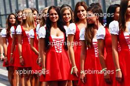 Grid girls. 23.07.2016. Formula 1 World Championship, Rd 11, Hungarian Grand Prix, Budapest, Hungary, Qualifying Day.