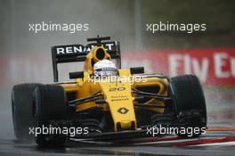 Kevin Magnussen (DEN) Renault Sport F1 Team RS16. 23.07.2016. Formula 1 World Championship, Rd 11, Hungarian Grand Prix, Budapest, Hungary, Qualifying Day.