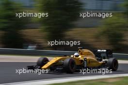 Kevin Magnussen (DEN) Renault Sport F1 Team RS16. 23.07.2016. Formula 1 World Championship, Rd 11, Hungarian Grand Prix, Budapest, Hungary, Qualifying Day.