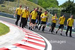 Jolyon Palmer (GBR) Renault Sport F1 Team, Kevin Magnussen (DEN) Renault Sport F1 Team and Esteban Ocon (FRA) Renault Sport F1 Team Test Driver walk the circuit with the team. 21.07.2016. Formula 1 World Championship, Rd 11, Hungarian Grand Prix, Budapest, Hungary, Preparation Day.