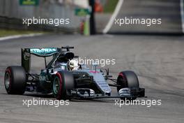 Lewis Hamilton (GBR), Mercedes AMG F1 Team  02.09.2016. Formula 1 World Championship, Rd 14, Italian Grand Prix, Monza, Italy, Practice Day.