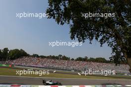 Lewis Hamilton (GBR), Mercedes AMG F1 Team  02.09.2016. Formula 1 World Championship, Rd 14, Italian Grand Prix, Monza, Italy, Practice Day.