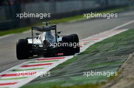 Nico Rosberg (GER) Mercedes AMG F1 W07 Hybrid. 02.09.2016. Formula 1 World Championship, Rd 14, Italian Grand Prix, Monza, Italy, Practice Day.