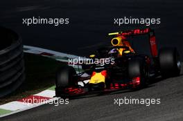 Max Verstappen (NLD) Red Bull Racing RB12 with the Halo cockpit cover. 02.09.2016. Formula 1 World Championship, Rd 14, Italian Grand Prix, Monza, Italy, Practice Day.