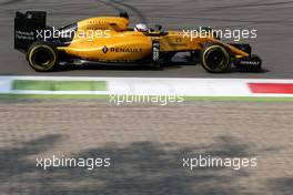 Kevin Magnussen (DEN), Renault Sport F1 Team  02.09.2016. Formula 1 World Championship, Rd 14, Italian Grand Prix, Monza, Italy, Practice Day.