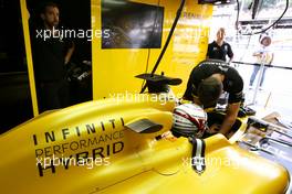 Kevin Magnussen (DEN), Renault Sport F1 Team  02.09.2016. Formula 1 World Championship, Rd 14, Italian Grand Prix, Monza, Italy, Practice Day.