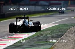 Romain Grosjean (FRA) Haas F1 Team VF-16. 02.09.2016. Formula 1 World Championship, Rd 14, Italian Grand Prix, Monza, Italy, Practice Day.
