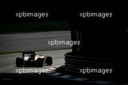 Kevin Magnussen (DEN) Renault Sport F1 Team RS16. 02.09.2016. Formula 1 World Championship, Rd 14, Italian Grand Prix, Monza, Italy, Practice Day.