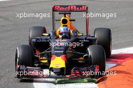 Daniel Ricciardo (AUS), Red Bull Racing  02.09.2016. Formula 1 World Championship, Rd 14, Italian Grand Prix, Monza, Italy, Practice Day.