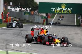 Daniel Ricciardo (AUS) Red Bull Racing RB12. 04.09.2016. Formula 1 World Championship, Rd 14, Italian Grand Prix, Monza, Italy, Race Day.