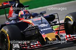 Daniil Kvyat (RUS) Scuderia Toro Rosso STR11. 03.09.2016. Formula 1 World Championship, Rd 14, Italian Grand Prix, Monza, Italy, Qualifying Day.