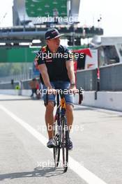 Max Verstappen (NLD) Red Bull Racing rides the circuit. 01.09.2016. Formula 1 World Championship, Rd 14, Italian Grand Prix, Monza, Italy, Preparation Day.