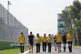 Jolyon Palmer (GBR), Renault Sport F1 Team  01.09.2016. Formula 1 World Championship, Rd 14, Italian Grand Prix, Monza, Italy, Preparation Day.