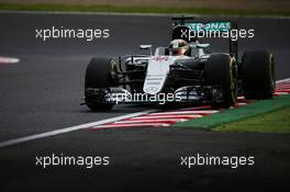 Lewis Hamilton (GBR) Mercedes AMG F1 W07 Hybrid. 07.10.2016. Formula 1 World Championship, Rd 17, Japanese Grand Prix, Suzuka, Japan, Practice Day.