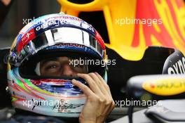 Daniel Ricciardo (AUS) Red Bull Racing RB12. 07.10.2016. Formula 1 World Championship, Rd 17, Japanese Grand Prix, Suzuka, Japan, Practice Day.