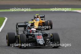Jenson Button (GBR) McLaren MP4-31. 09.10.2016. Formula 1 World Championship, Rd 17, Japanese Grand Prix, Suzuka, Japan, Race Day.