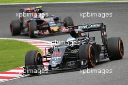 Fernando Alonso (ESP) McLaren MP4-31. 09.10.2016. Formula 1 World Championship, Rd 17, Japanese Grand Prix, Suzuka, Japan, Race Day.