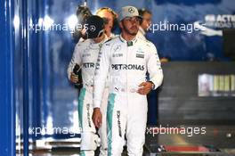 Lewis Hamilton (GBR) Mercedes AMG F1 in qualifying parc ferme. 08.10.2016. Formula 1 World Championship, Rd 17, Japanese Grand Prix, Suzuka, Japan, Qualifying Day.