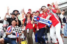 Fans and atmosphere. 09.10.2016. Formula 1 World Championship, Rd 17, Japanese Grand Prix, Suzuka, Japan, Race Day.