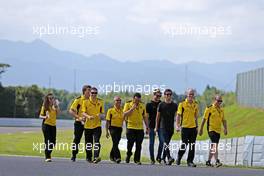 Jolyon Palmer (GBR), Renault Sport F1 Team  06.10.2016. Formula 1 World Championship, Rd 17, Japanese Grand Prix, Suzuka, Japan, Preparation Day.