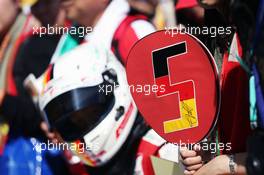 Sebastian Vettel (GER) Ferrari fans. 06.10.2016. Formula 1 World Championship, Rd 17, Japanese Grand Prix, Suzuka, Japan, Preparation Day.