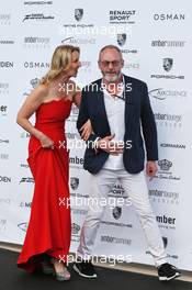 (L to R): Sonia Irvine (GBR) with Liam Cunningham (IRE) Actor at the Amber Lounge Fashion Show. 27.05.2016. Formula 1 World Championship, Rd 6, Monaco Grand Prix, Monte Carlo, Monaco, Friday.