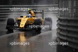 Jolyon Palmer (GBR) Renault Sport F1 Team RS16. 29.05.2015. Formula 1 World Championship, Rd 6, Monaco Grand Prix, Monte Carlo, Monaco, Race Day.