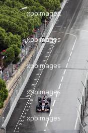 Daniil Kvyat (RUS) Scuderia Toro Rosso STR11 running slowly. 29.05.2015. Formula 1 World Championship, Rd 6, Monaco Grand Prix, Monte Carlo, Monaco, Race Day.