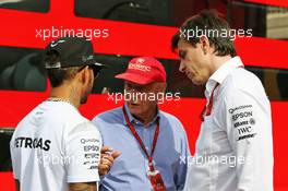 (L to R): Lewis Hamilton (GBR) Mercedes AMG F1 with Niki Lauda (AUT) Mercedes Non-Executive Chairman and Toto Wolff (GER) Mercedes AMG F1 Shareholder and Executive Director. 28.05.2016. Formula 1 World Championship, Rd 6, Monaco Grand Prix, Monte Carlo, Monaco, Qualifying Day.