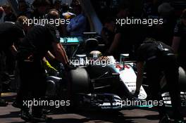 Lewis Hamilton (GBR) Mercedes AMG F1 W07 Hybrid in the pits. 28.05.2016. Formula 1 World Championship, Rd 6, Monaco Grand Prix, Monte Carlo, Monaco, Qualifying Day.