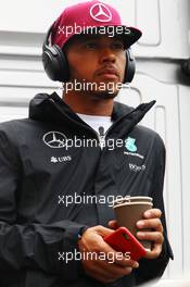 Lewis Hamilton (GBR) Mercedes AMG F1 on the drivers parade. 29.05.2015. Formula 1 World Championship, Rd 6, Monaco Grand Prix, Monte Carlo, Monaco, Race Day.