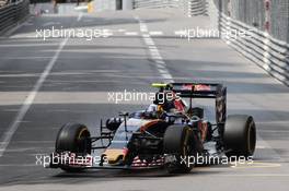 Carlos Sainz Jr (ESP) Scuderia Toro Rosso STR11 locks up under braking. 26.05.2016. Formula 1 World Championship, Rd 6, Monaco Grand Prix, Monte Carlo, Monaco, Practice Day.