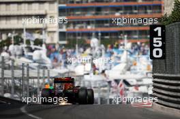 Daniel Ricciardo (AUS) Red Bull Racing RB12 sends sparks flying. 26.05.2016. Formula 1 World Championship, Rd 6, Monaco Grand Prix, Monte Carlo, Monaco, Practice Day.