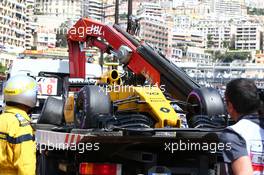 The Renault Sport F1 Team RS16 of Jolyon Palmer (GBR) Renault Sport F1 Team is recovered back to the pits on the back of a truck. 26.05.2016. Formula 1 World Championship, Rd 6, Monaco Grand Prix, Monte Carlo, Monaco, Practice Day.
