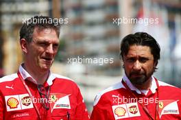 James Allison (GBR) Ferrari Chassis Technical Director (Left). 26.05.2016. Formula 1 World Championship, Rd 6, Monaco Grand Prix, Monte Carlo, Monaco, Practice Day.