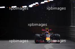 Max Verstappen (NLD) Red Bull Racing RB12 sends sparks flying. 26.05.2016. Formula 1 World Championship, Rd 6, Monaco Grand Prix, Monte Carlo, Monaco, Practice Day.